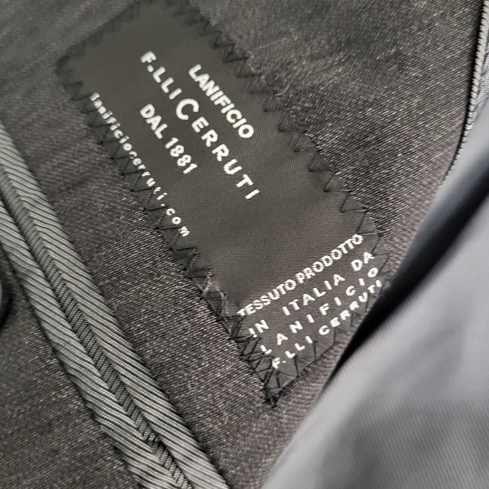 Banana Republic Mens 42R Tailored Fit Wool Gray Blazer 2 button Jacket‎ Italian
